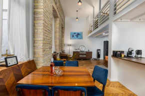 Aviator Loft - Downtown Opera